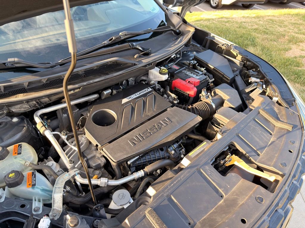 Used 2023 Nissan Rogue S AWD/4WD image 30