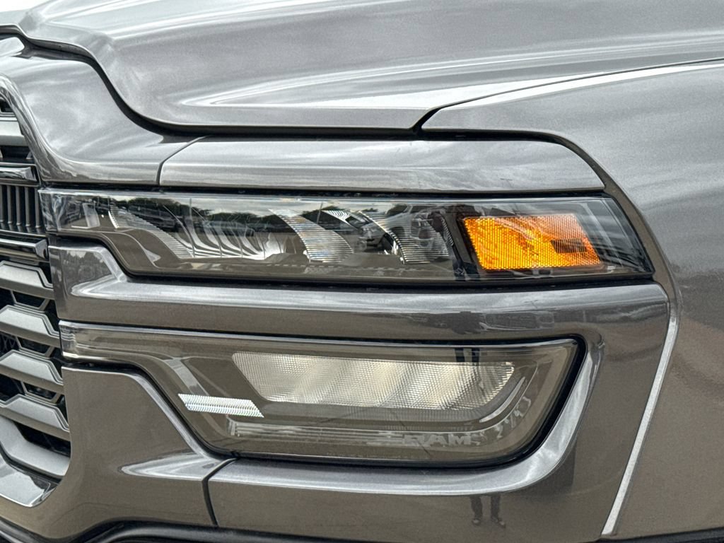 New 2026 RAM 2500 Big Horn AWD/4WD image 4