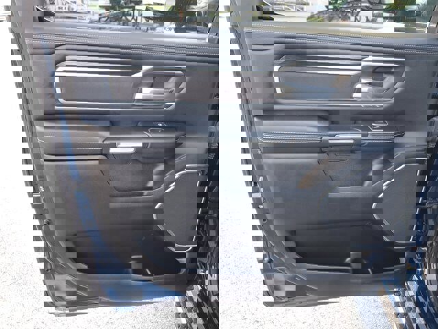 Used 2023 RAM 1500 Laramie image 19