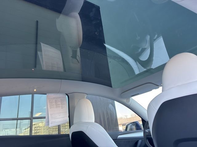 Used 2023 Tesla Model Y Long Range image 16
