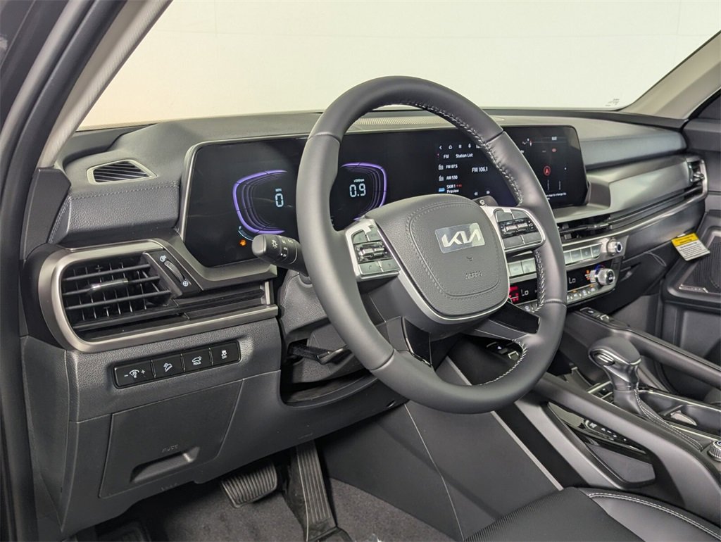 New 2025 Kia Telluride S image 11