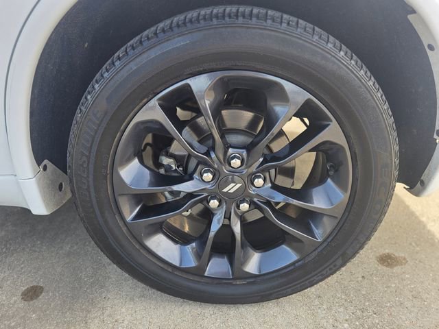 Used 2023 Dodge Durango SXT w/ SXT Blacktop Group image 12