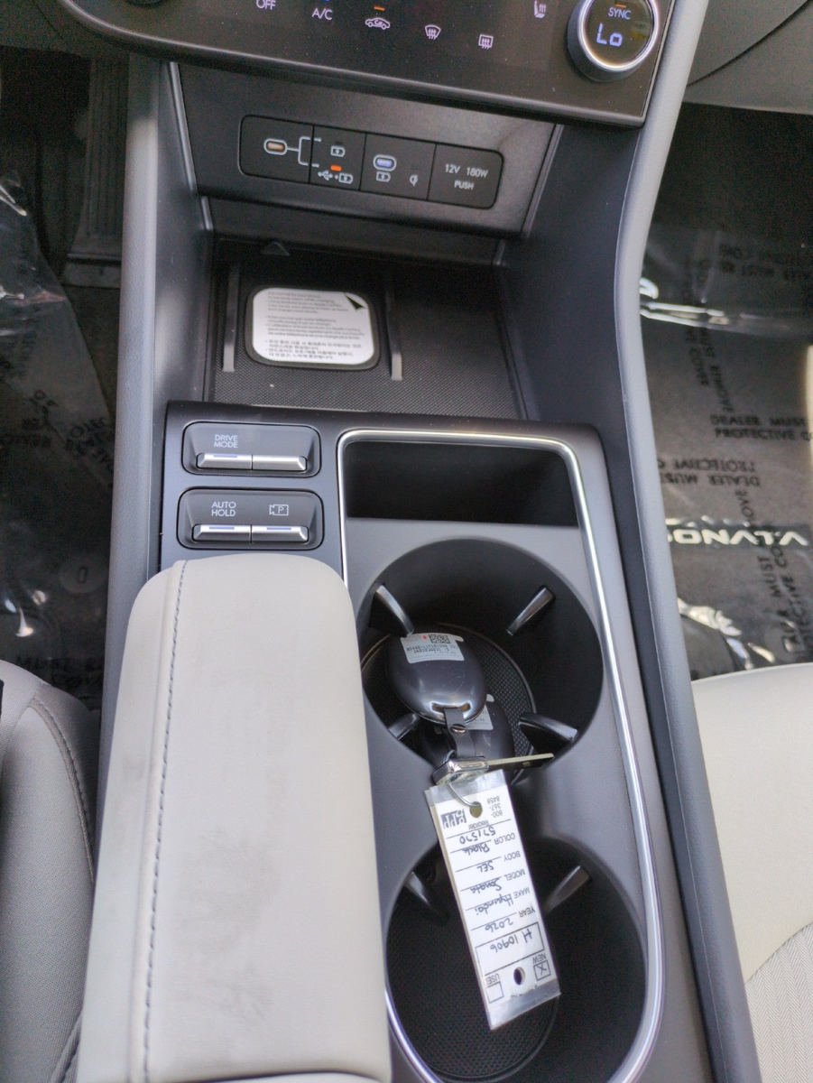 New 2026 Hyundai Sonata SEL FWD image 22