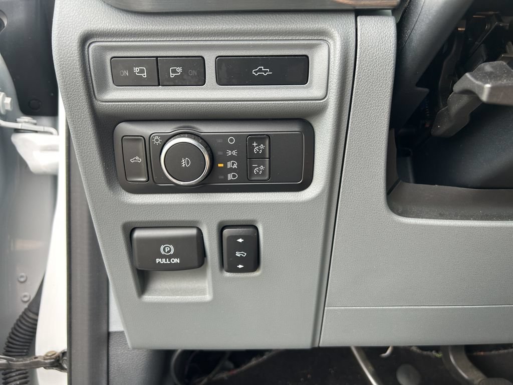 Used 2021 Ford F150 Lariat w/ FX4 Off-Road Package AWD/4WD image 29
