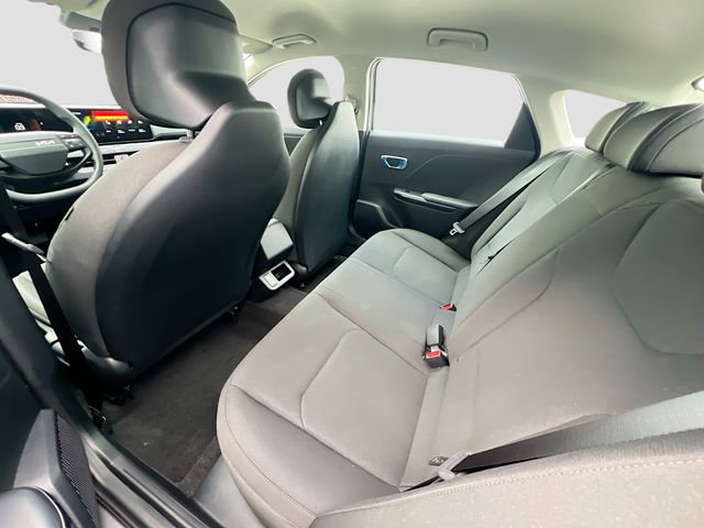 New 2026 Kia K4 FWD image 21