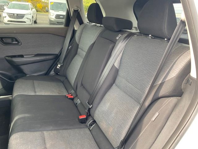 Used 2021 Nissan Rogue S image 16