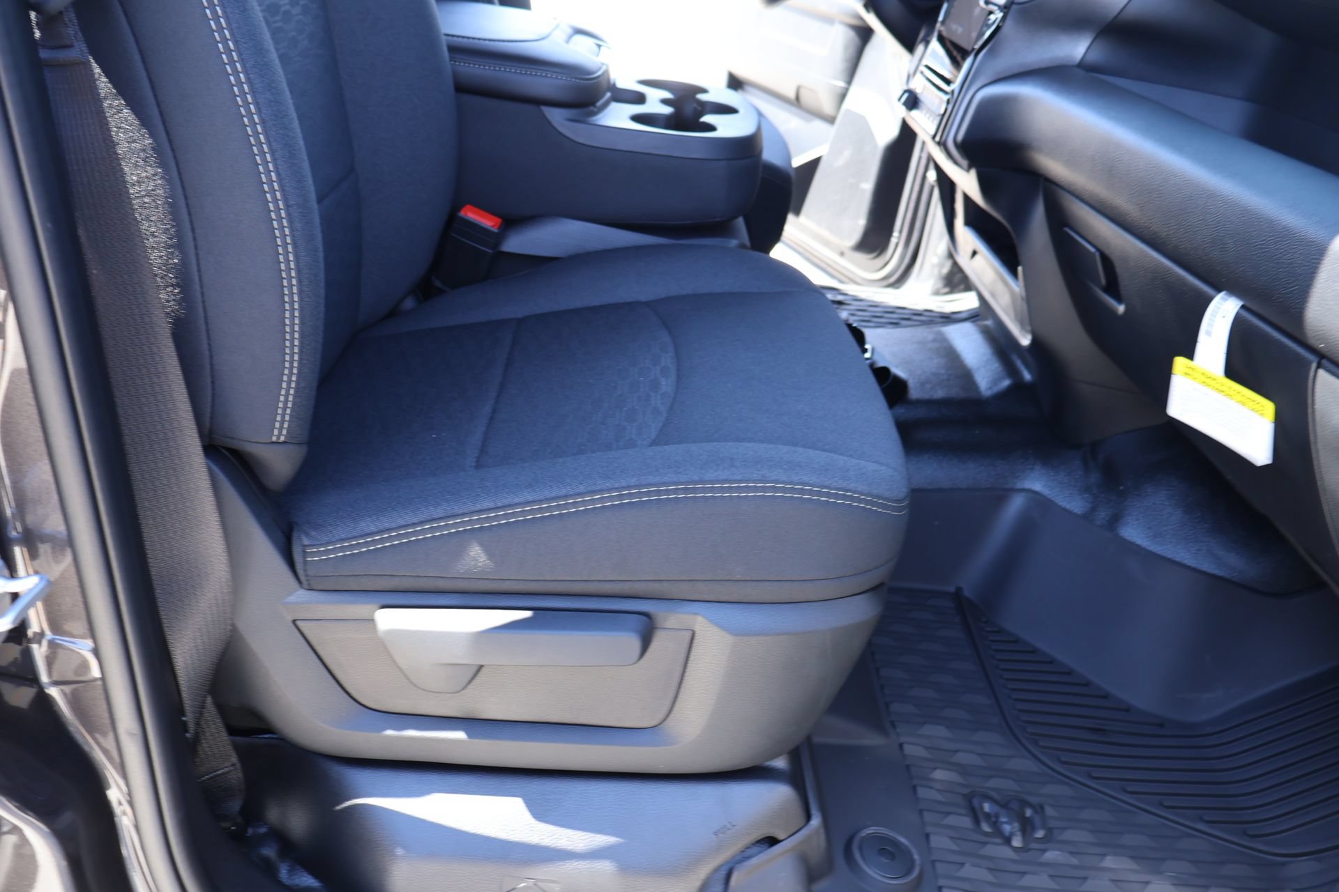 New 2027 RAM 3500 Tradesman AWD/4WD image 13