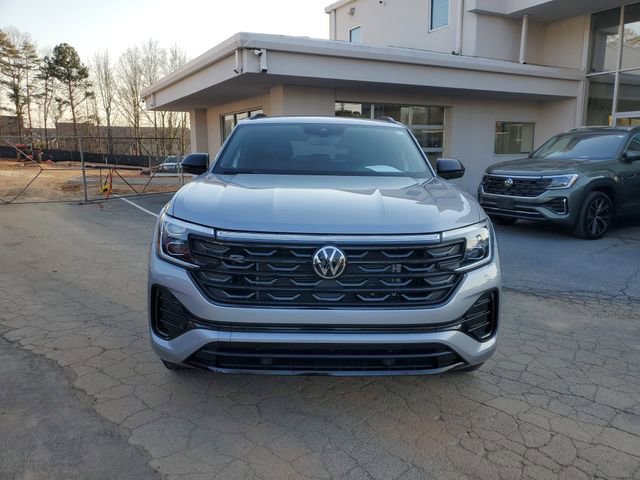 Certified 2026 Volkswagen Atlas Cross Sport SEL R-Line image 2
