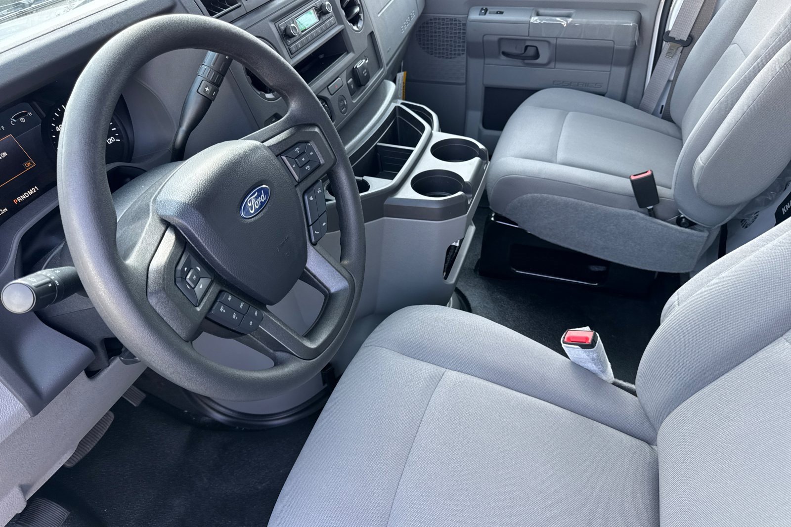 New 2026 Ford E-350 and Econoline 350 Super Duty w/ Power Equipment Group image 10