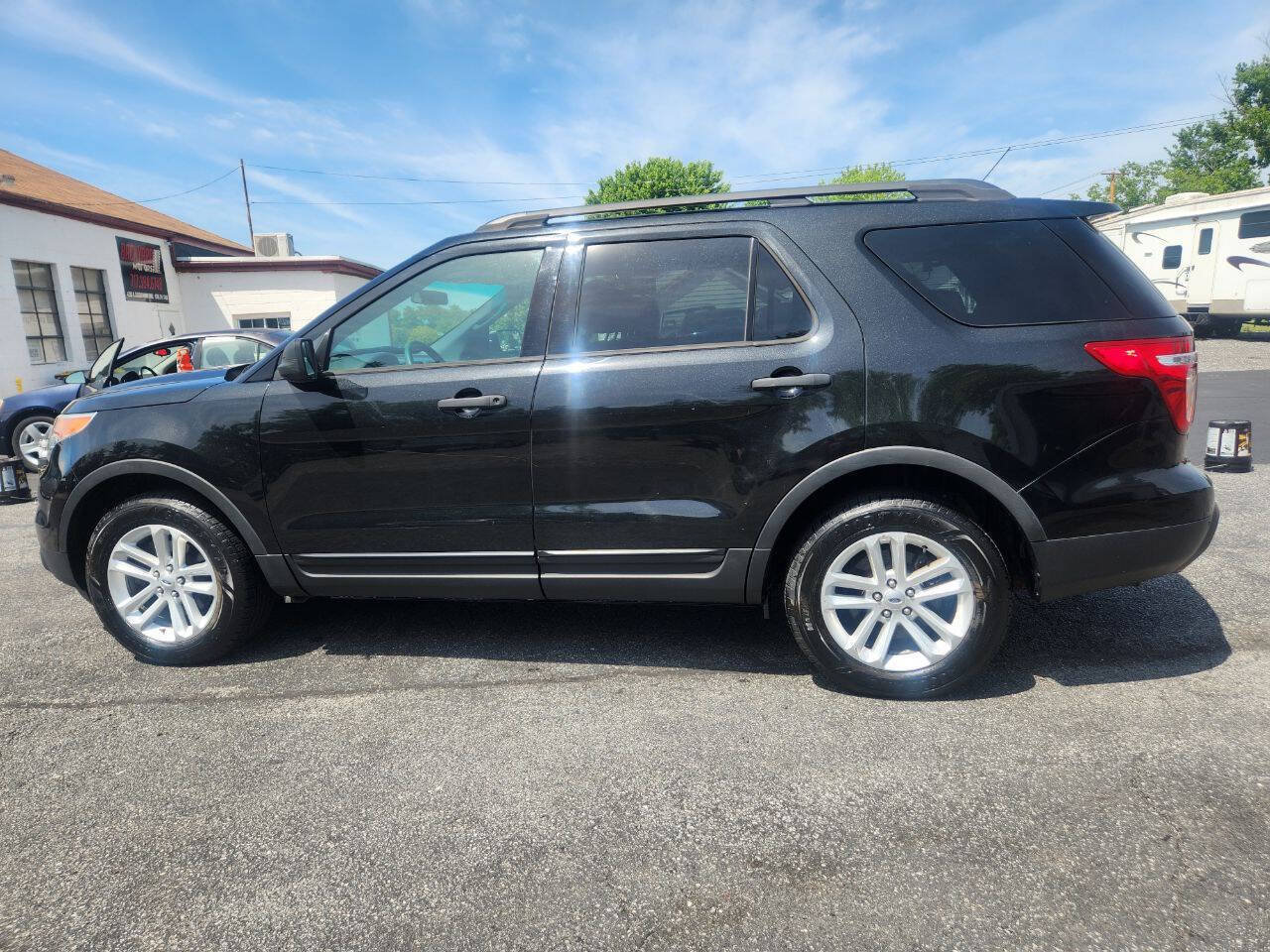 Used 2015 Ford Explorer 4WD image 8