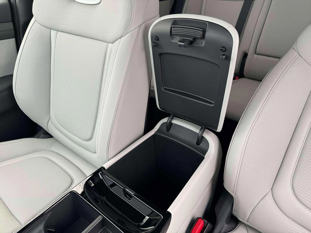 New 2026 Hyundai Tucson Limited image 18