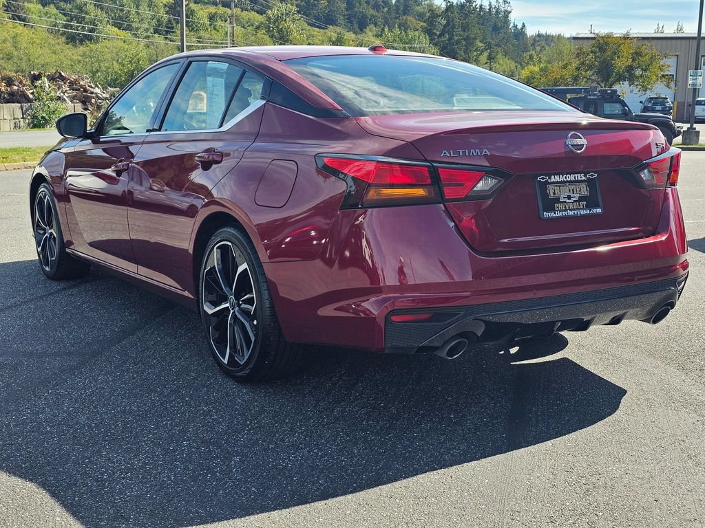 Used 2024 Nissan Altima 2.5 SR FWD image 5