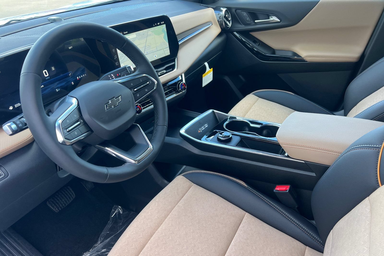 New 2026 Chevrolet Equinox ACTIV w/ Safety and Technology Package AWD/4WD image 7