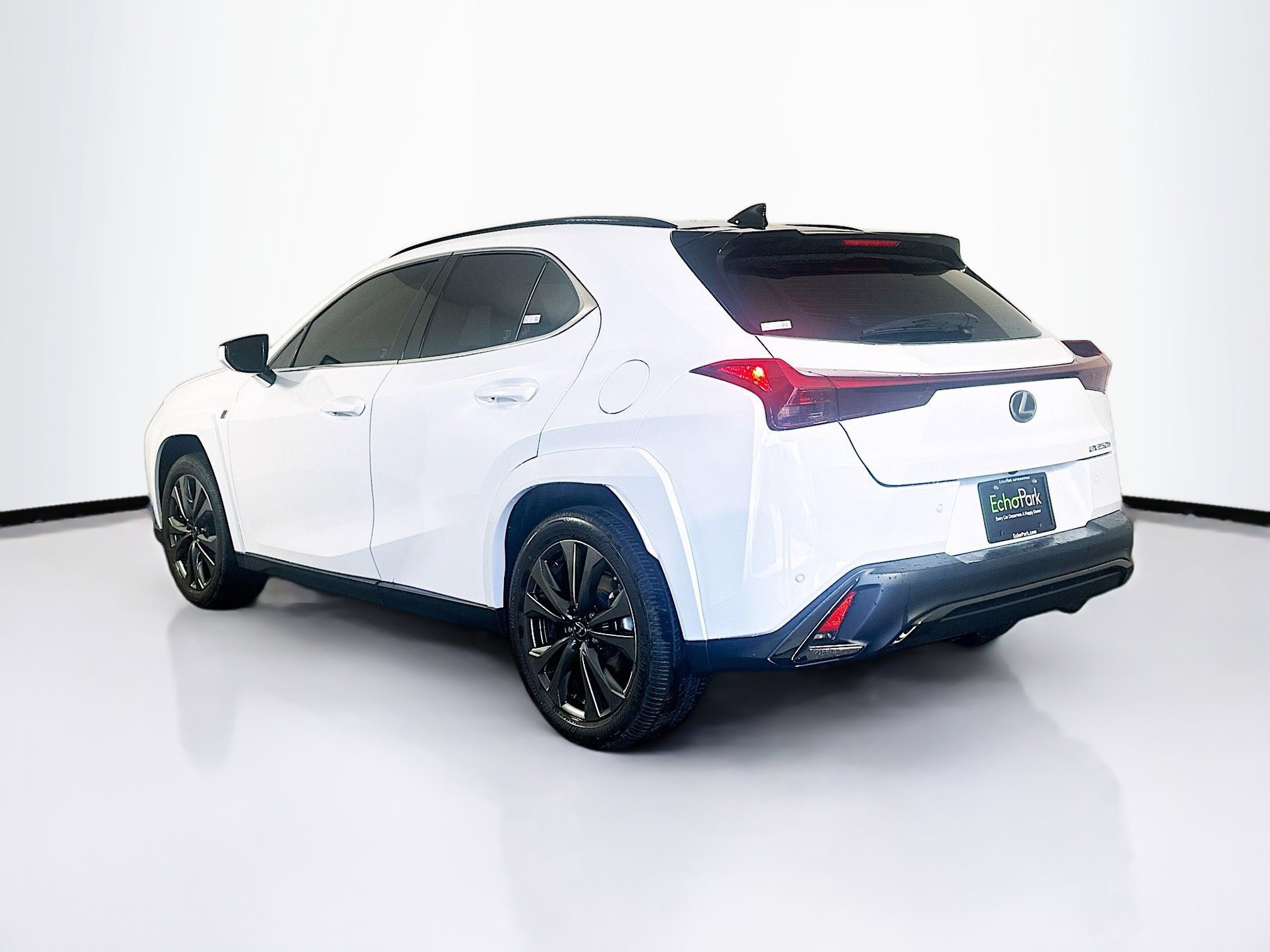 Used 2024 Lexus UX 250h F Sport image 5