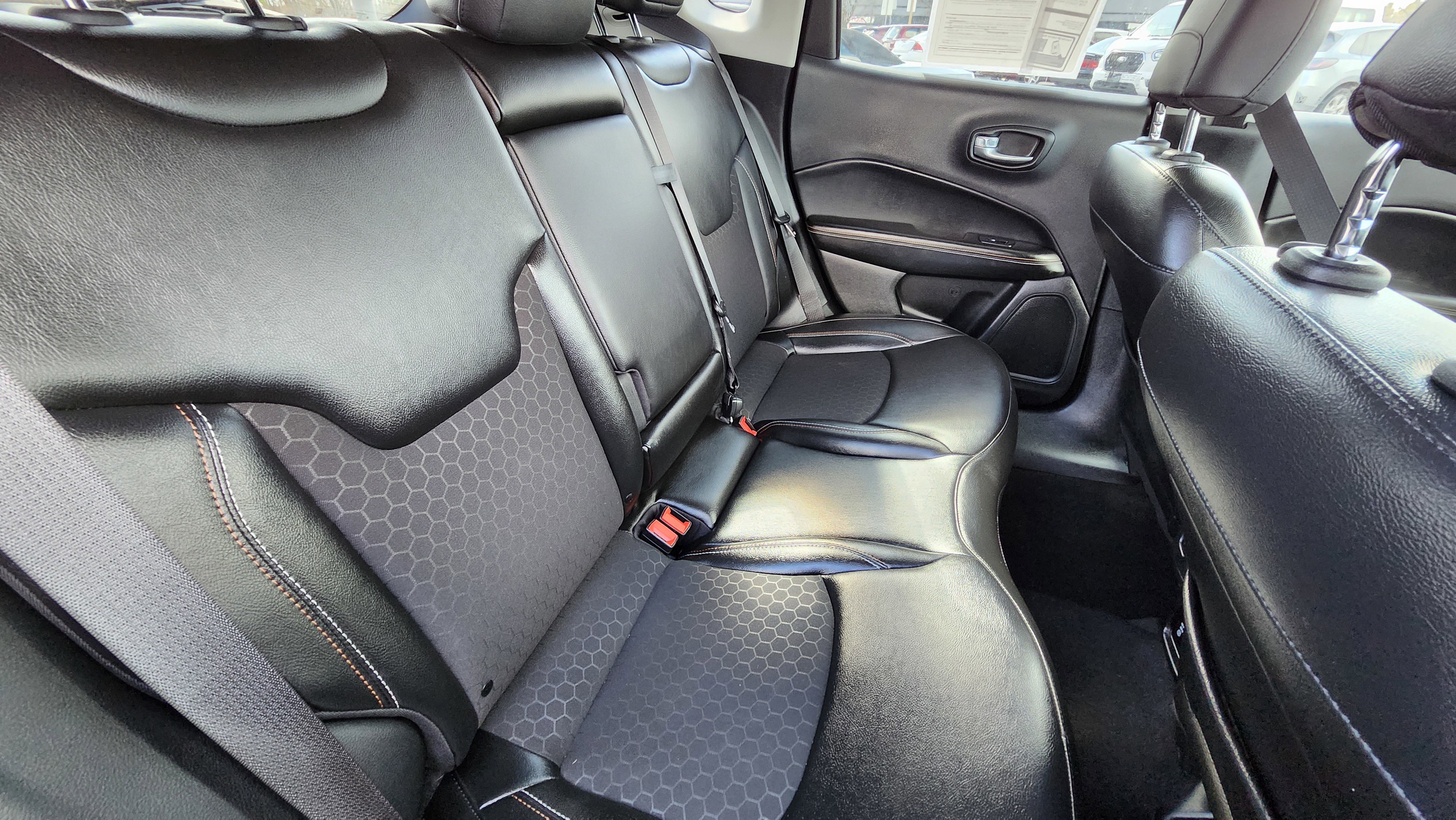 Used 2021 Jeep Compass Latitude w/ Convenience Group image 18