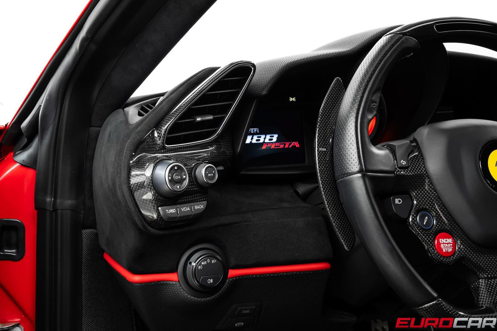 Used 2019 Ferrari 488 Pista Coupe RWD image 33