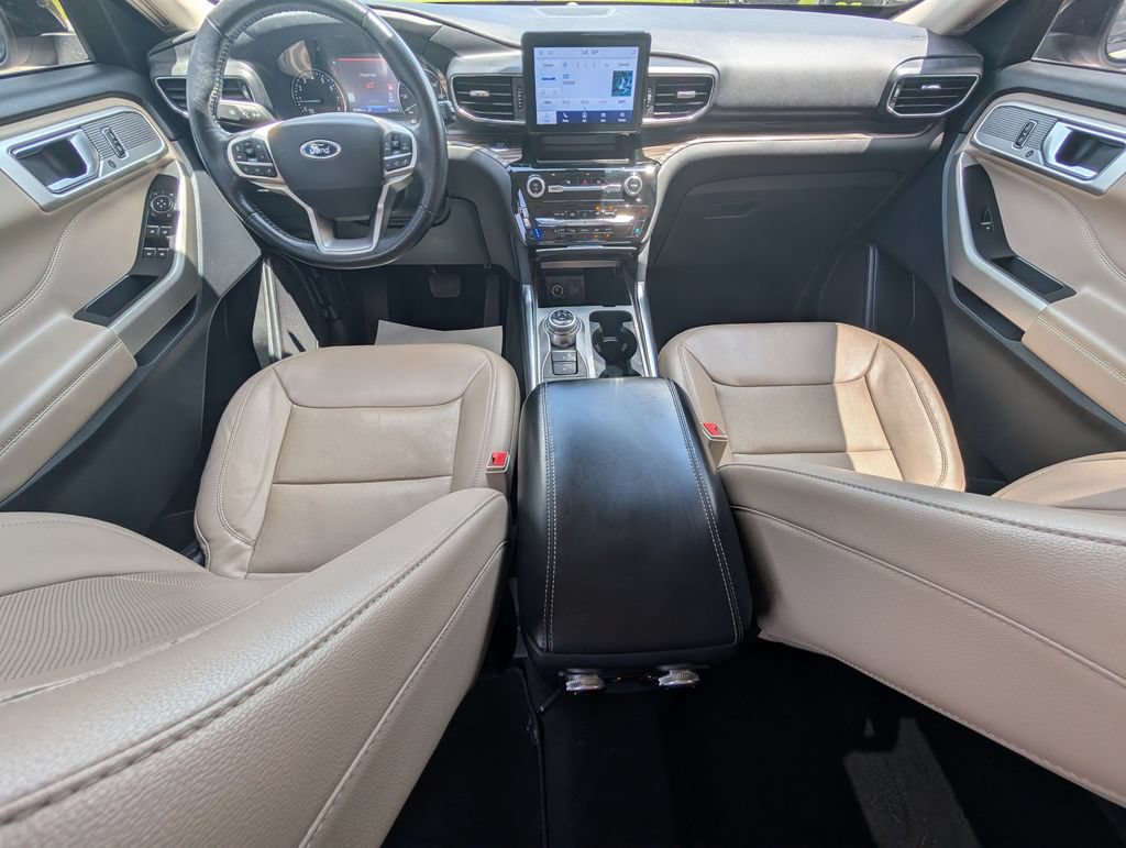 Used 2022 Ford Explorer Limited AWD/4WD image 26