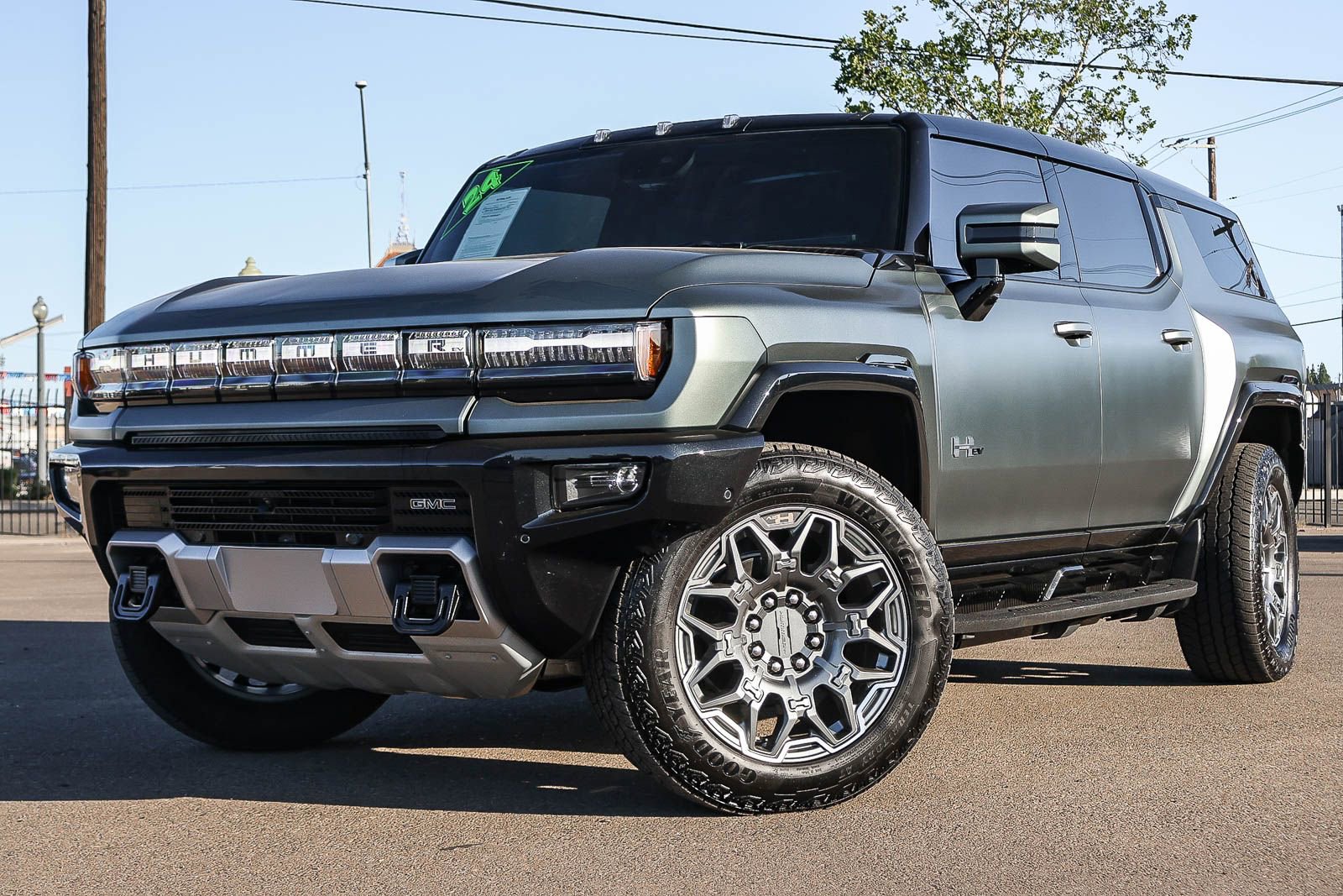 Used 2024 GMC Hummer EV 3X AWD/4WD image 1