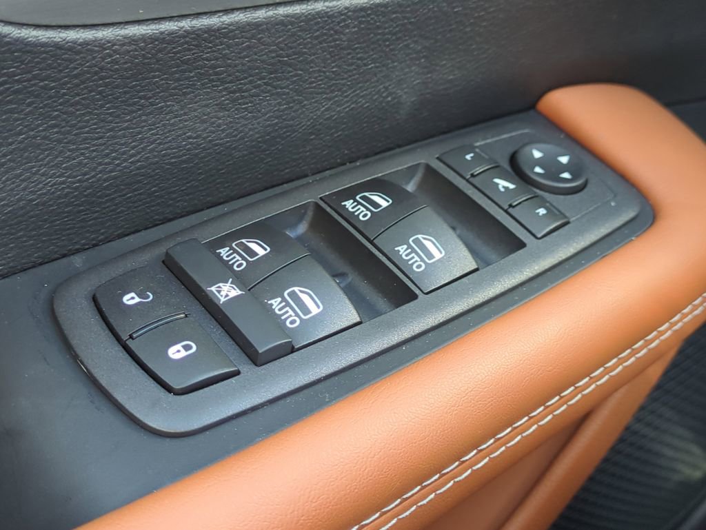 New 2026 Chrysler Pacifica Pinnacle AWD/4WD image 25