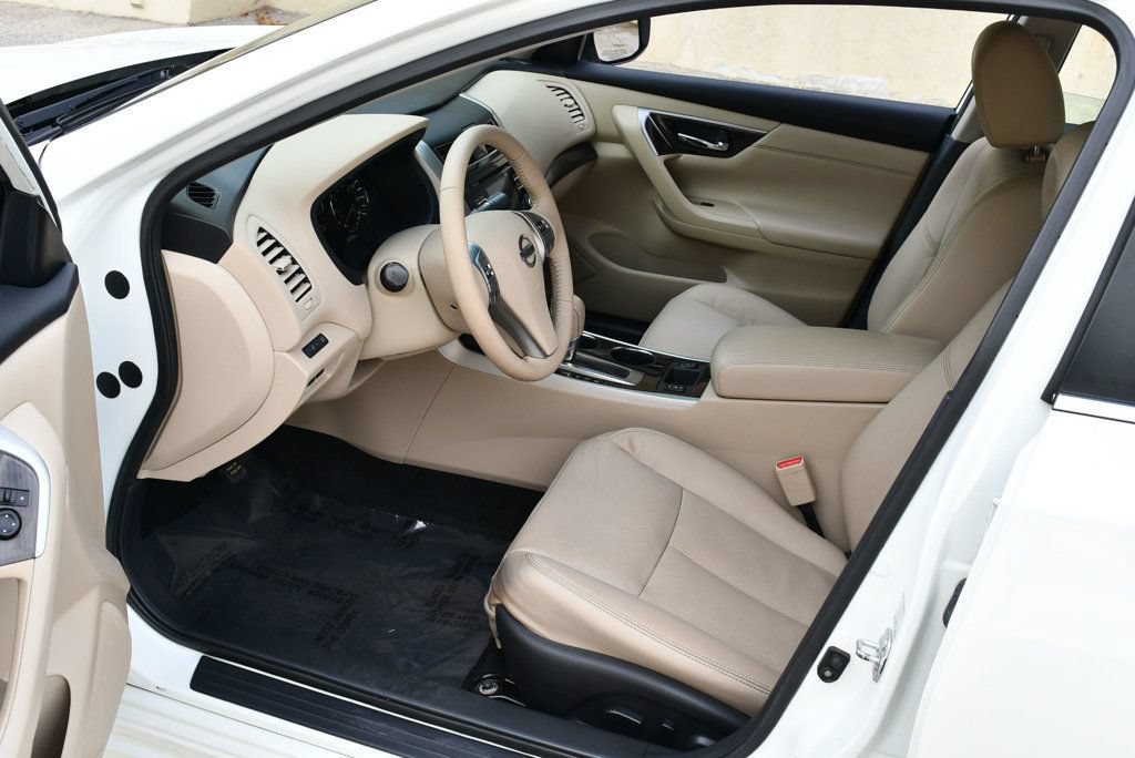 Used 2015 Nissan Altima 2.5 SL w/ Moonroof Package FWD image 14