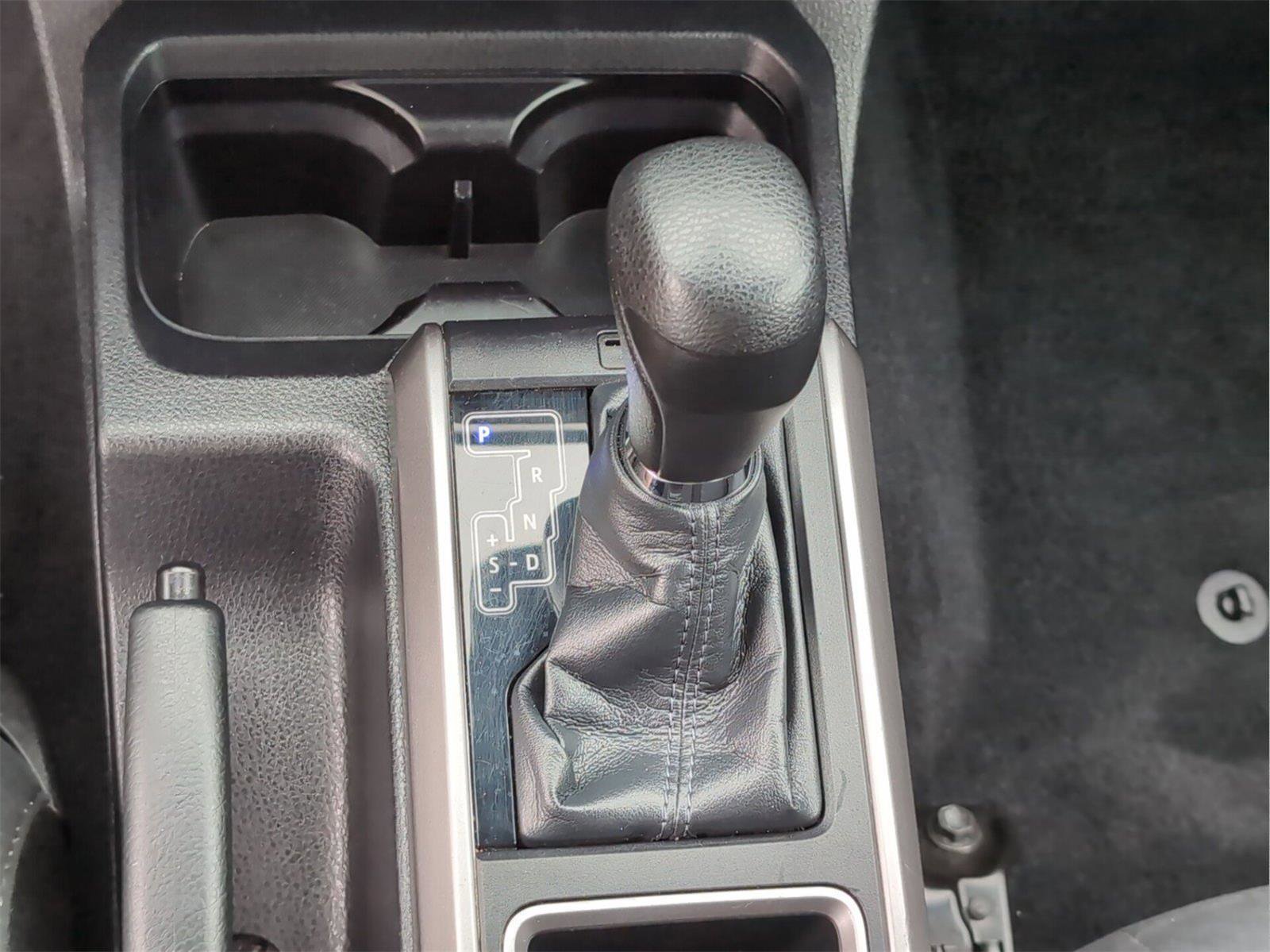 Used 2023 Toyota Tacoma SR5 AWD/4WD image 21