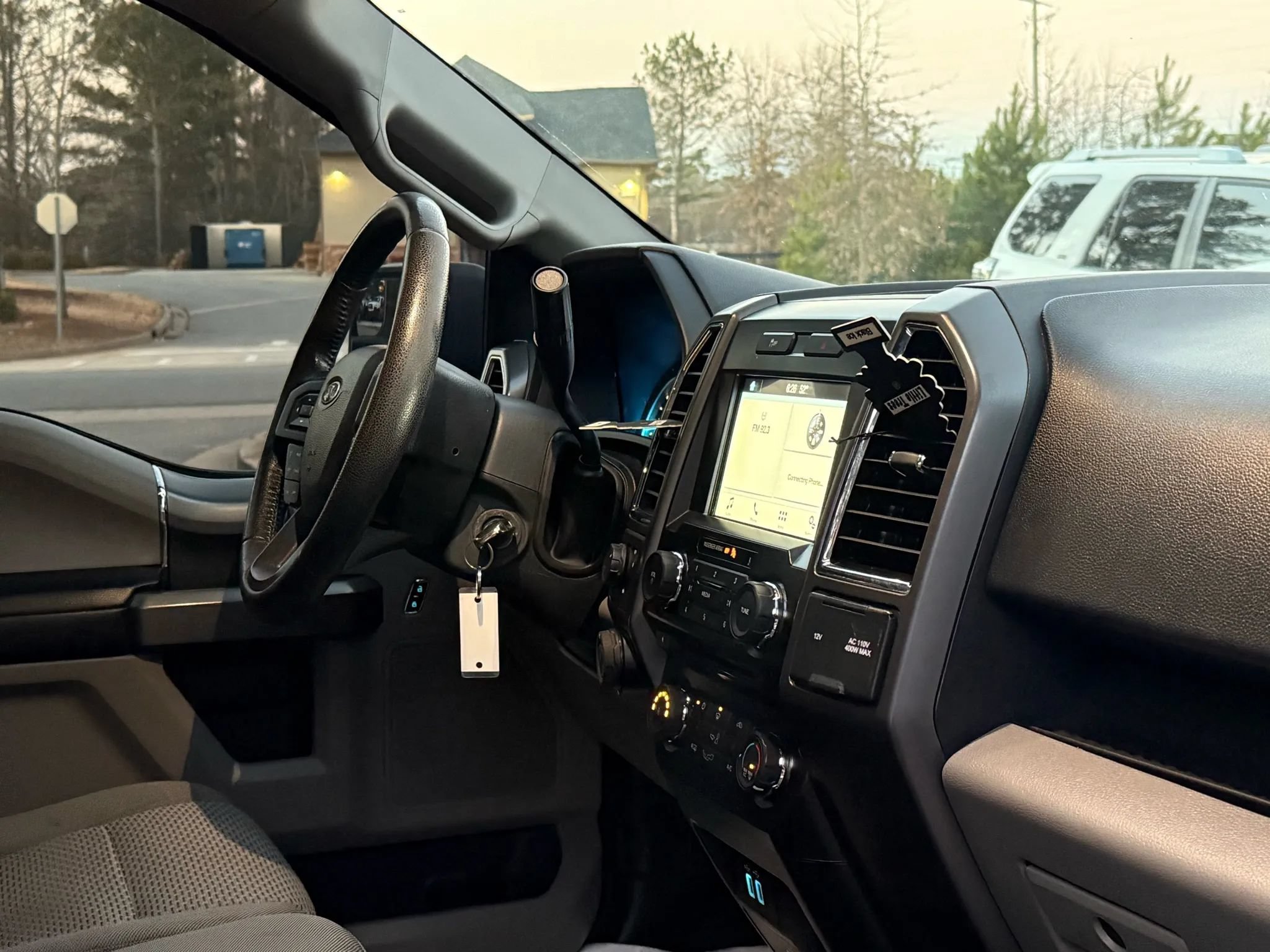 Used 2016 Ford F150 XLT w/ Equipment Group 302A Luxury RWD image 27