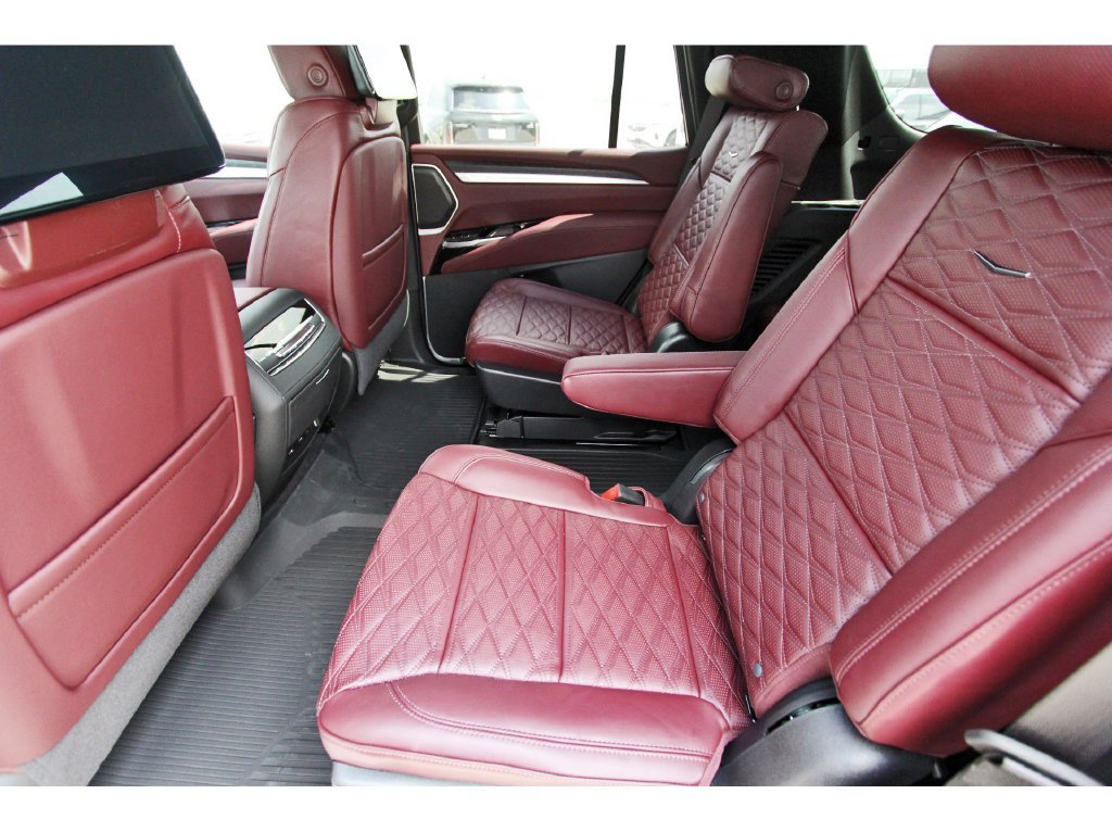 New 2027 Cadillac Escalade Sport w/ Touring Package AWD/4WD image 7