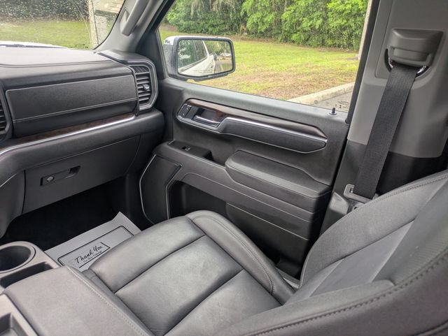 Used 2025 GMC Sierra 1500 SLT AWD/4WD image 16