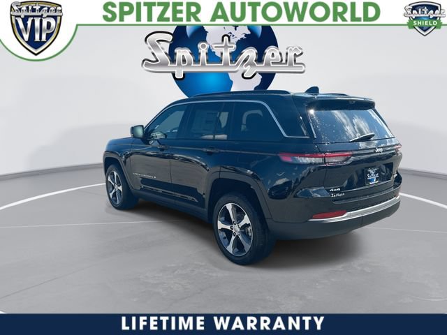 New 2026 Jeep Grand Cherokee Limited w/ Luxury Tech Group II AWD/4WD image 7