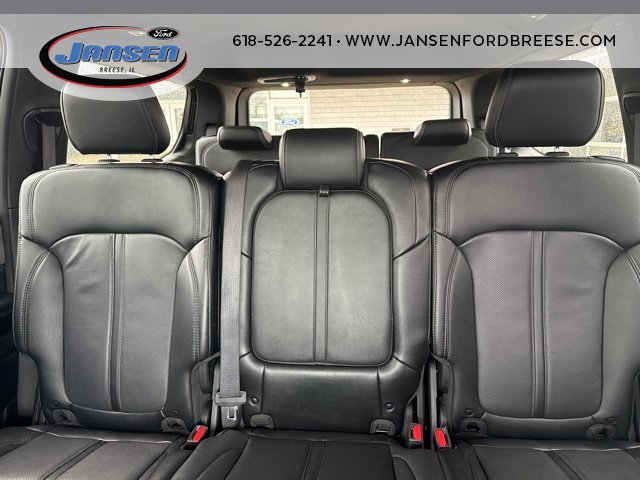 Used 2024 Jeep Wagoneer Series II w/ Convenience Group I image 12