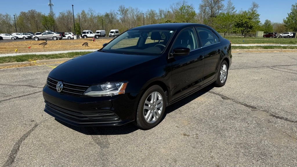 Used 2017 Volkswagen Jetta S w/ Jetta S Cold Weather Package FWD image 3