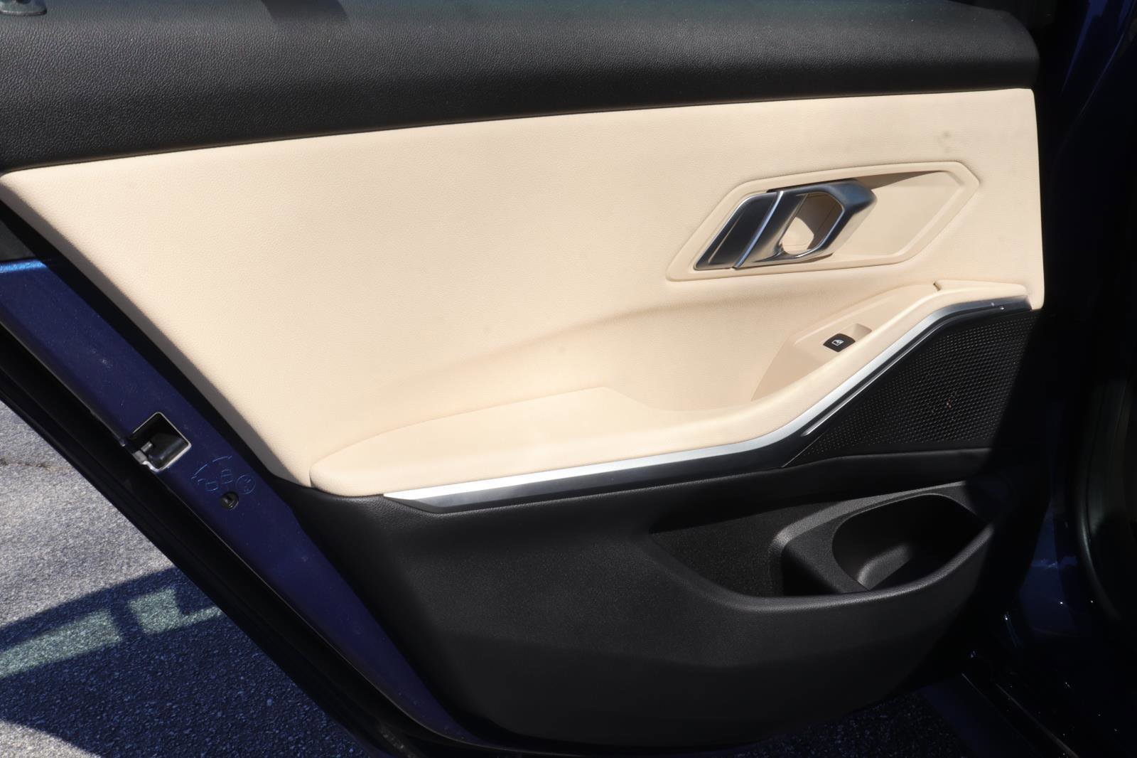 Used 2021 BMW 330i Sedan image 12