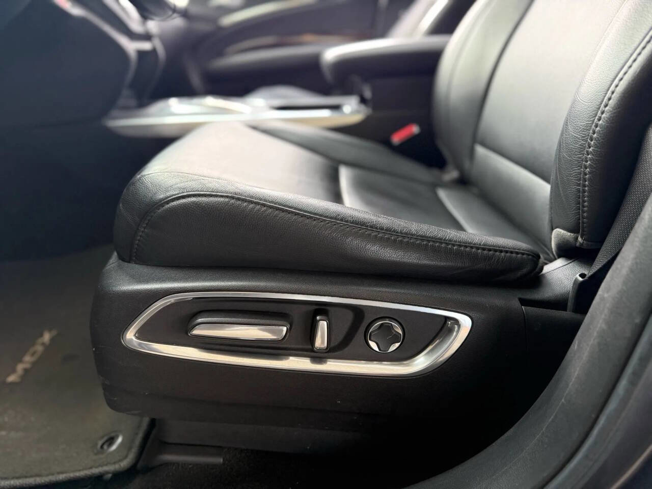 Used 2019 Acura MDX SH-AWD image 17