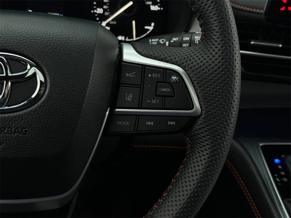 Certified 2024 Toyota Sienna XSE image 34