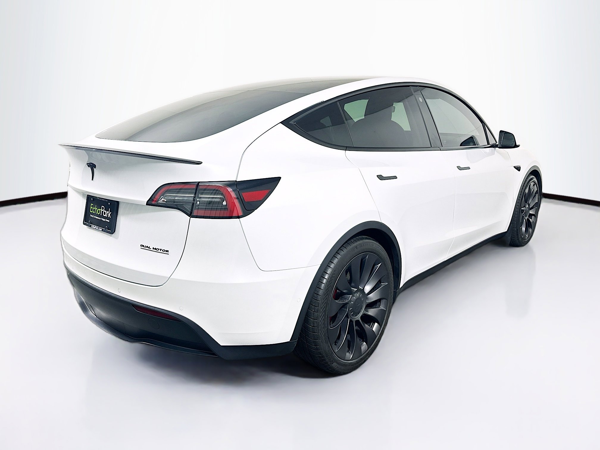 Used 2022 Tesla Model Y Performance AWD/4WD image 9