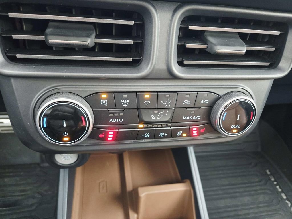 Used 2023 Ford Maverick Lariat w/ Lariat Luxury Package image 31