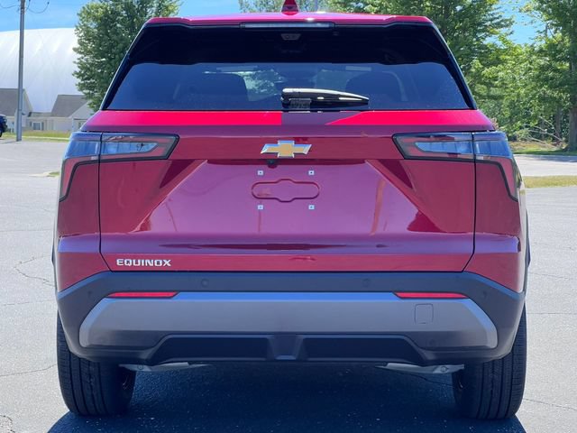 New 2026 Chevrolet Equinox LT w/ Convenience Package II FWD image 40
