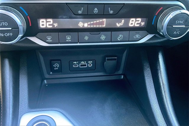 Used 2024 Nissan Sentra SR w/ SR Premium Package image 24