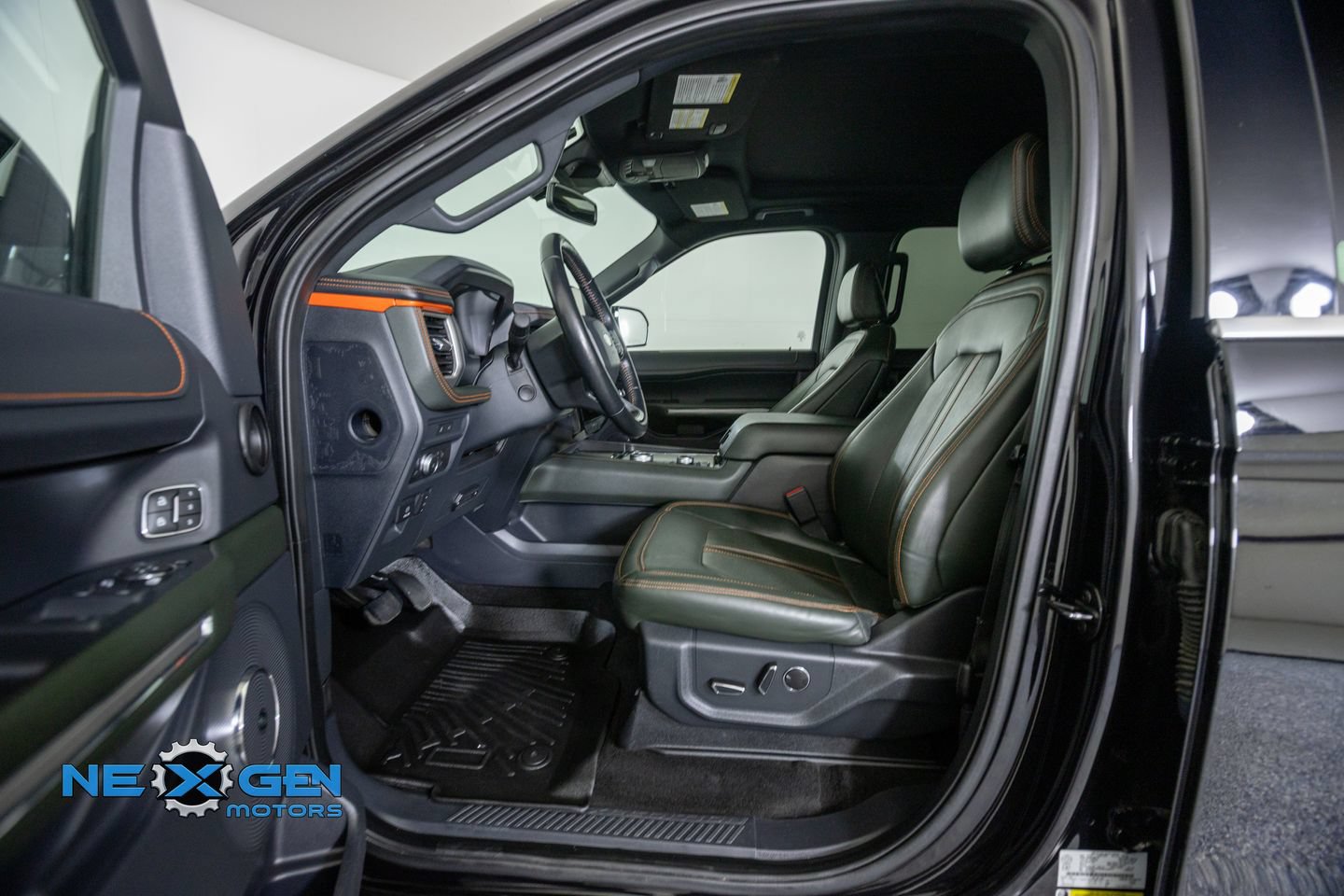 Used 2022 Ford Expedition Timberline w/ Equipment Group 501A AWD/4WD image 11