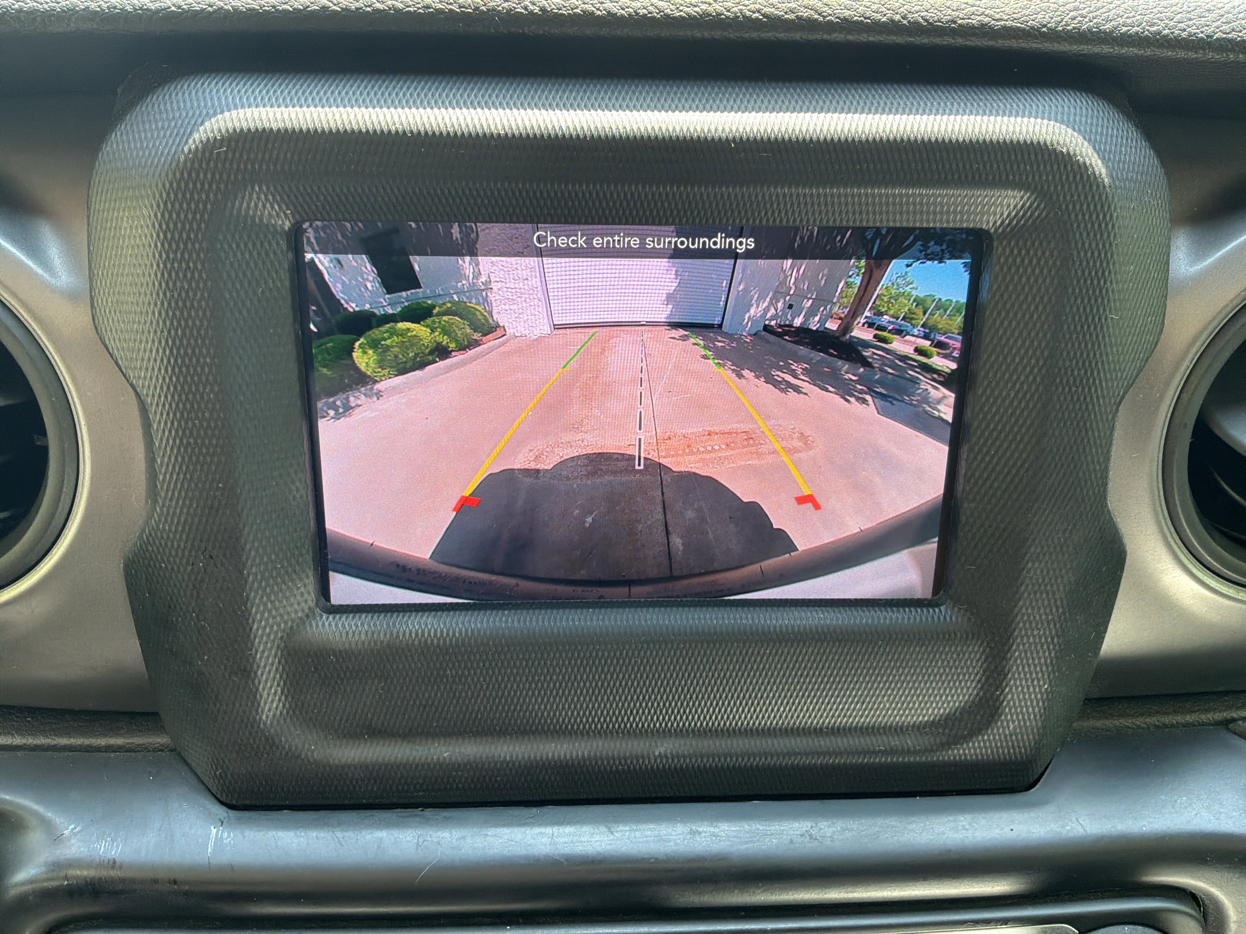 Used 2021 Jeep Wrangler Sport AWD/4WD image 25