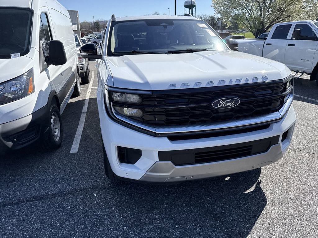 Used 2025 Ford Expedition Max Platinum image 3