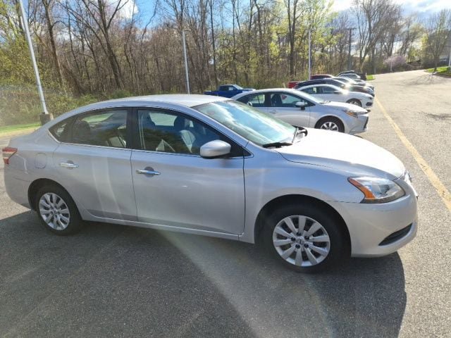 Used 2013 Nissan Sentra SV w/ Driver Pkg FWD image 2