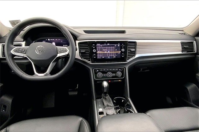 Certified 2023 Volkswagen Atlas SEL image 15