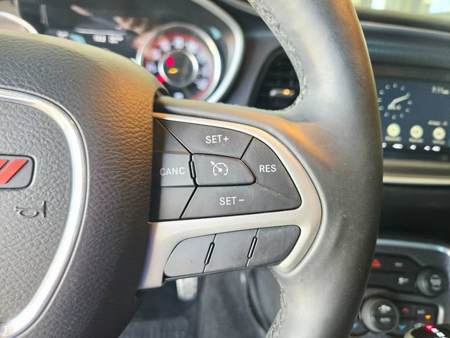 Used 2015 Dodge Challenger R/T Plus RWD image 20