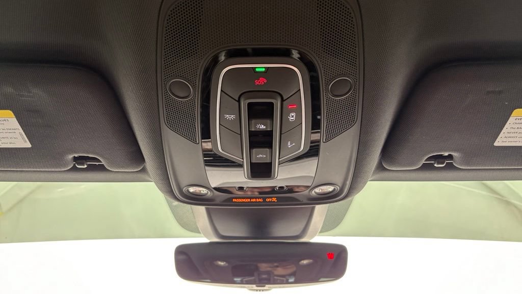 Used 2019 Audi e-tron Prestige AWD/4WD image 43
