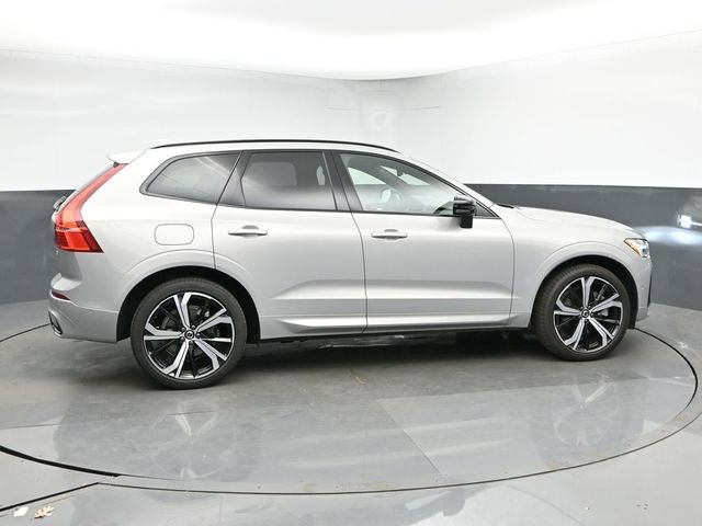 Used 2023 Volvo XC60 B6 Ultimate w/ Climate Package image 8