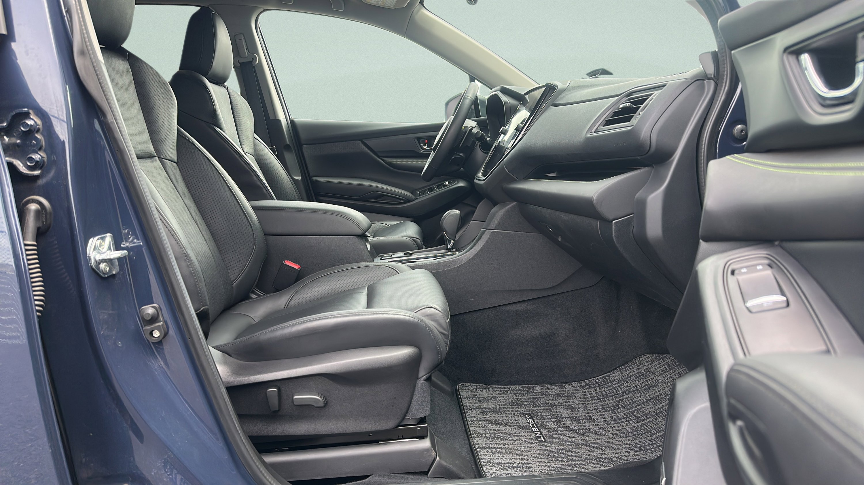 Certified 2025 Subaru Ascent Bronze Edition image 30