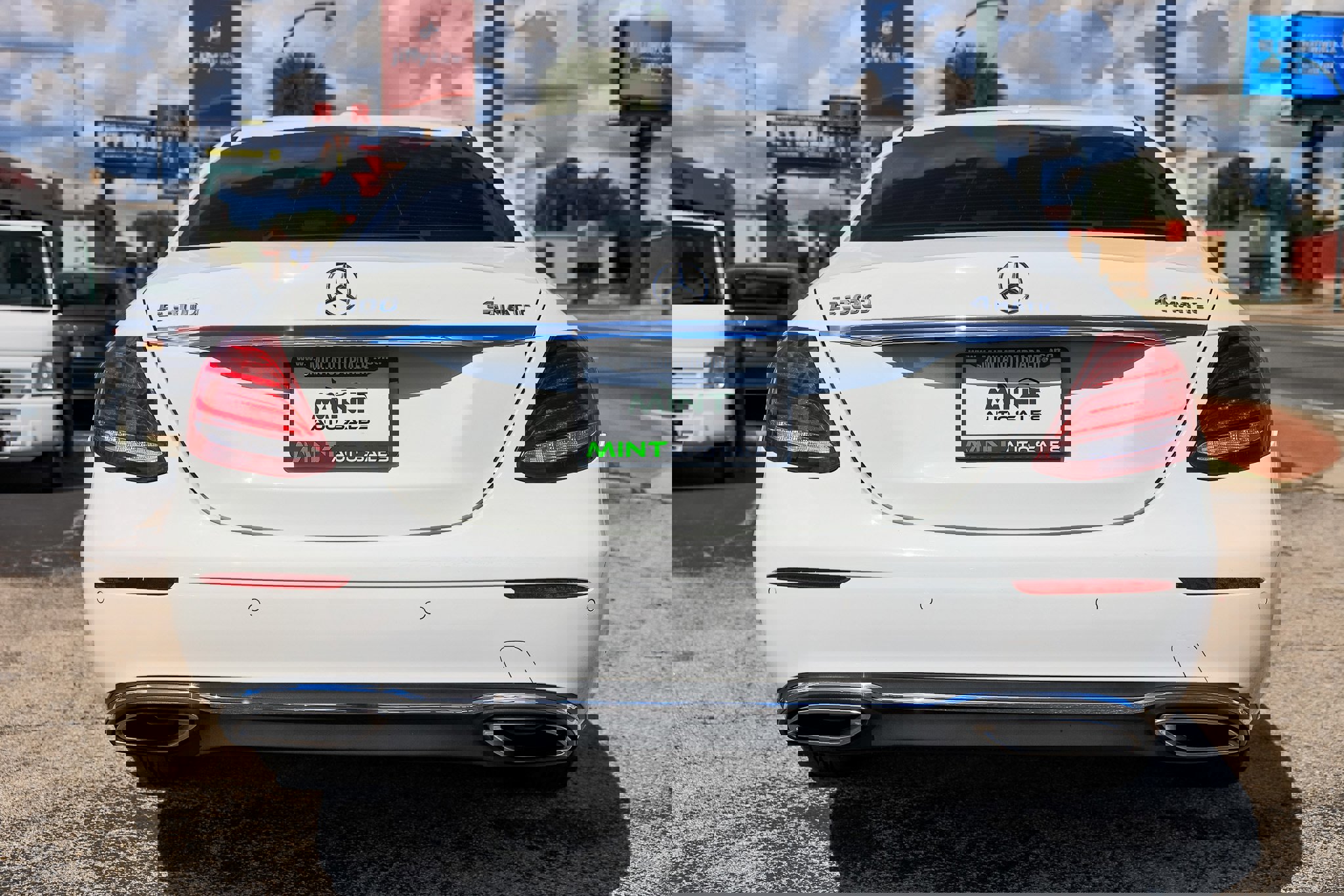 Used 2017 Mercedes-Benz E 300 4MATIC image 12