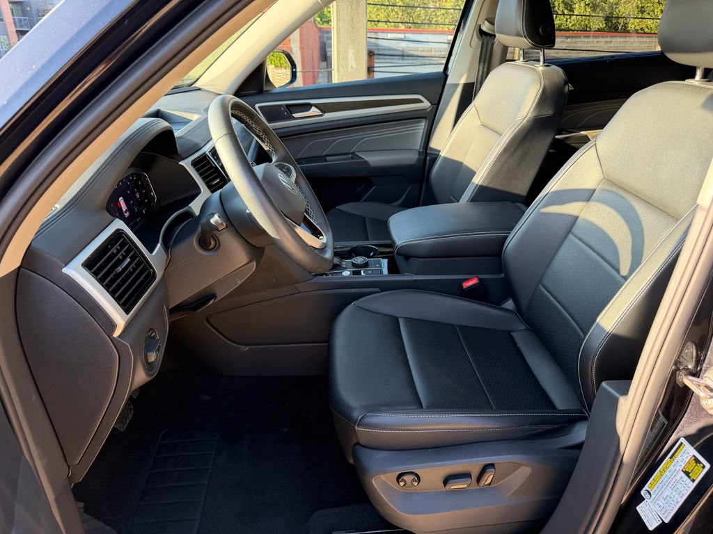 Certified 2023 Volkswagen Atlas SE w/ Panoramic Sunroof Package AWD/4WD image 11