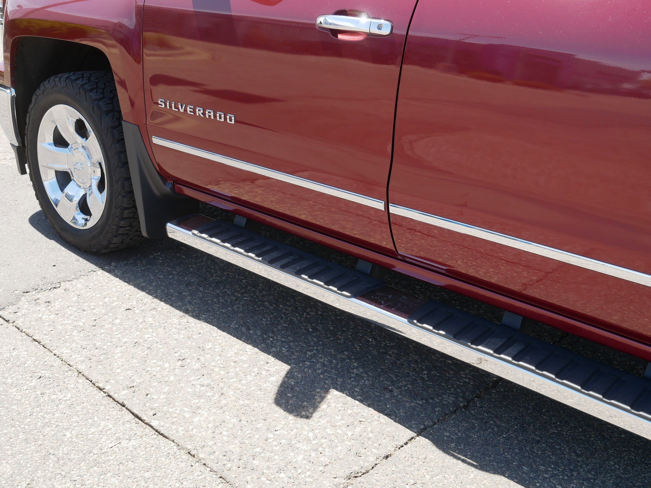 Used 2015 Chevrolet Silverado 1500 LTZ w/ LTZ Plus Package AWD/4WD image 37
